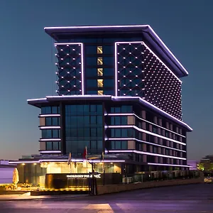 ***** Otel Golden Tulip Bayrampasa Türkiye