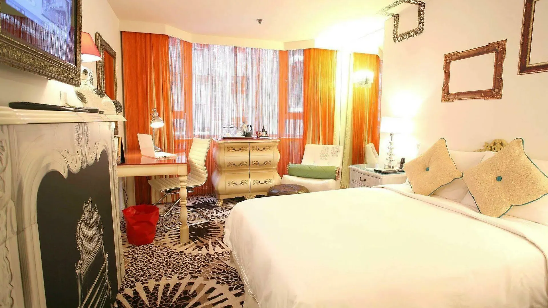 The Luxe Manor Hotel Hong Kong