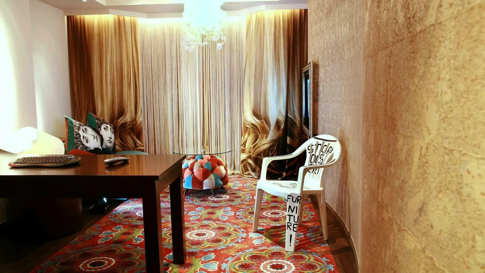The Luxe Manor Hotel Hong Kong